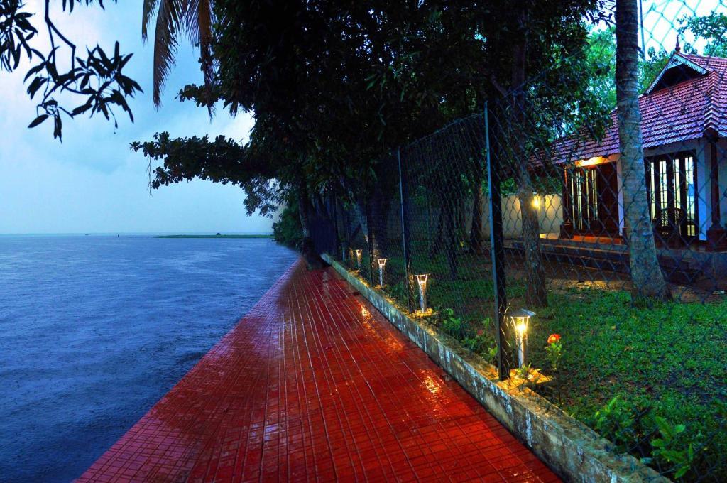 Saro Lake County Kumarakom Exterior foto